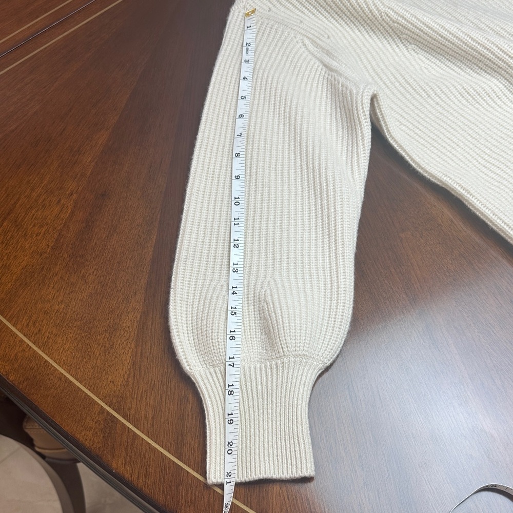 Saks Fifth Avenue Cashmere Cream Knit Sweater | Luxe Soft Classic Size M - Picture 6 of 8